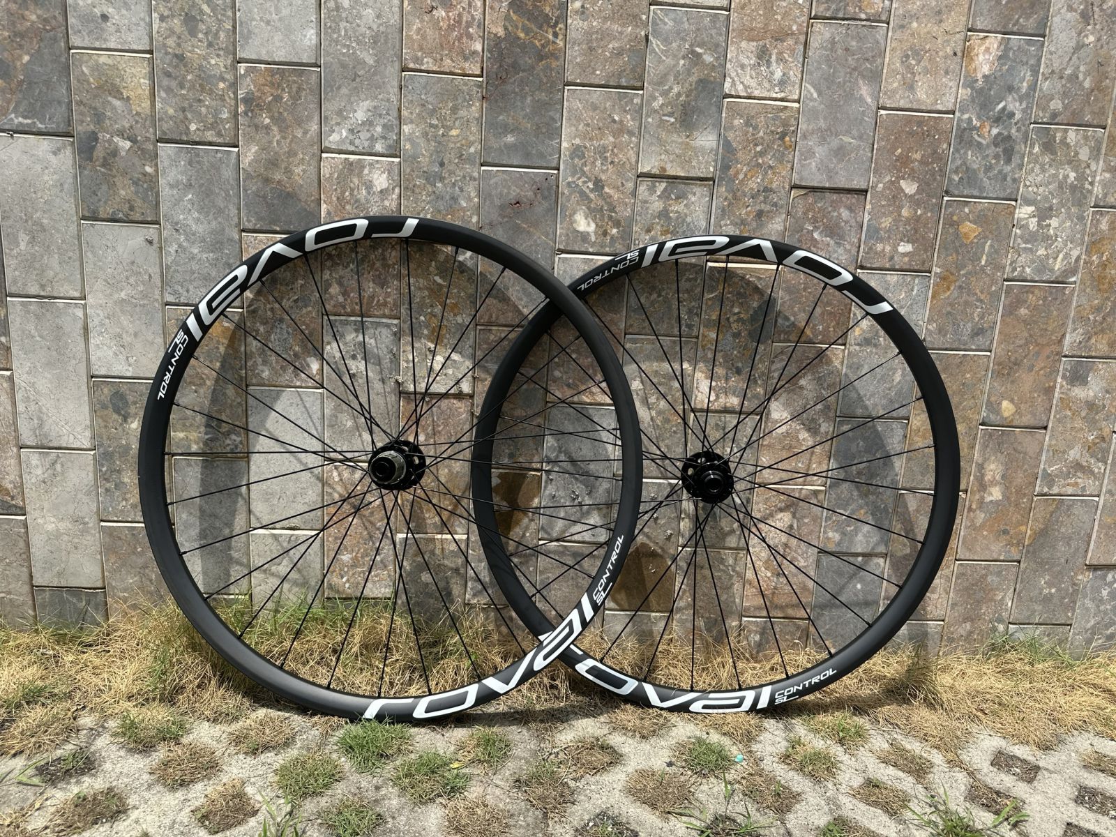 BÁNH ROVAL MTP 27.5