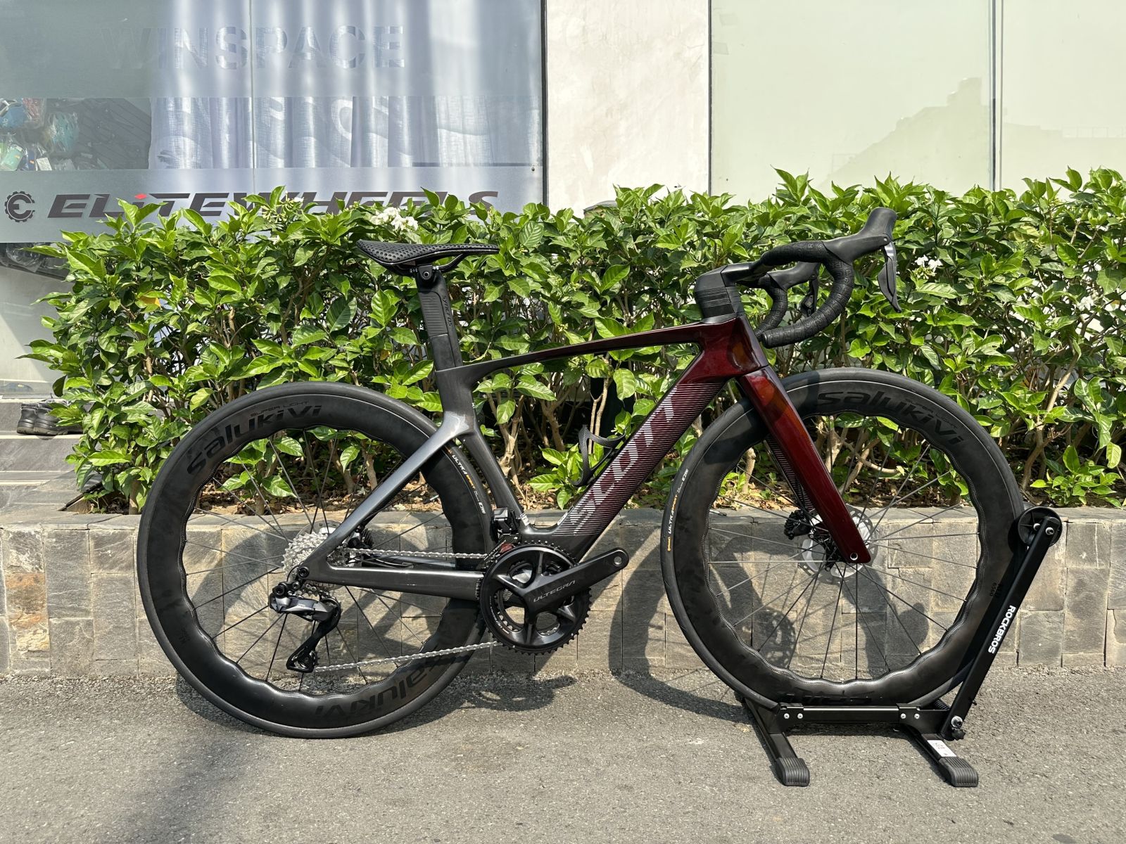 KHUNG SCOTT + GROUP ULTEGRA R8170 + BÁNH SALUKIWI